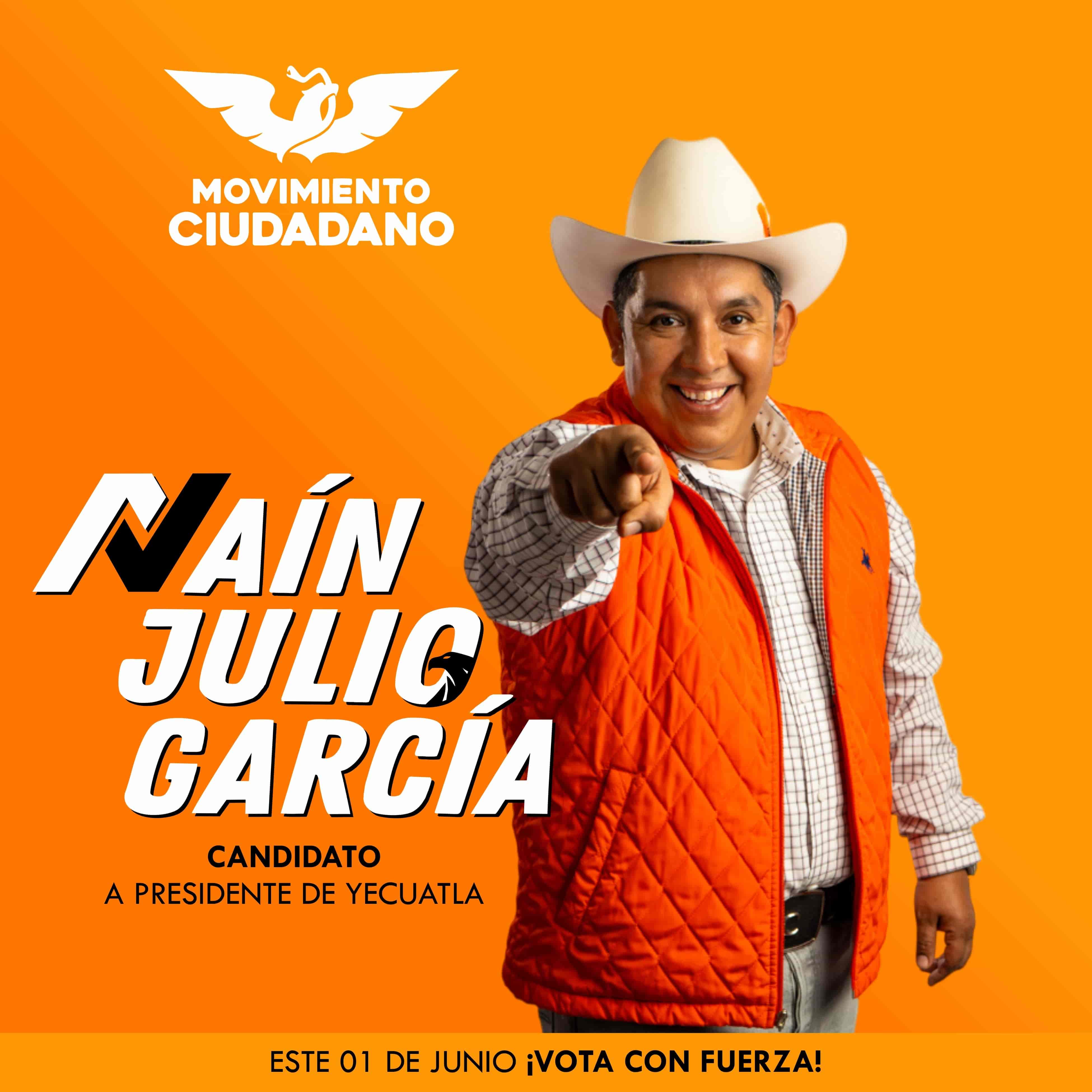 Naín Julio García con la gente